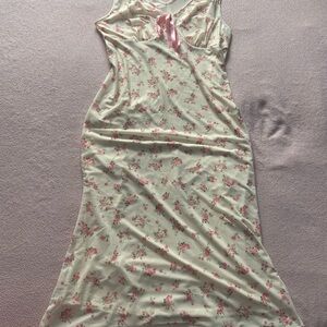 🤍🌸 cream and pink floral slip 🌸🖤